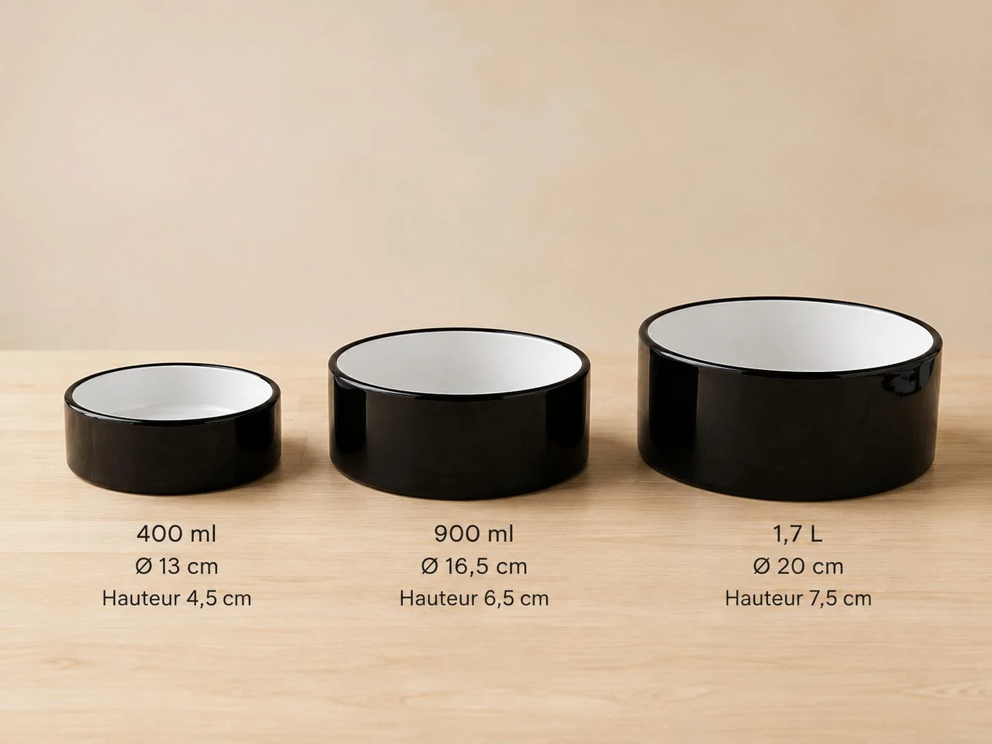 Trois gamelles en céramique noires et blanches de 400 ml, 900 ml et 1,7 L