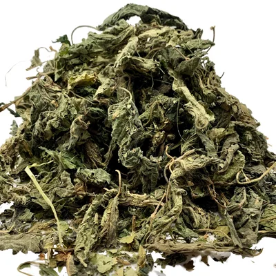 orties-sechees-aliment-sain-lapins-verdure-friandise-lacharmantebassecour